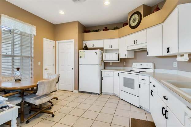 Building Photo - 5316 Sir Churchill Dr