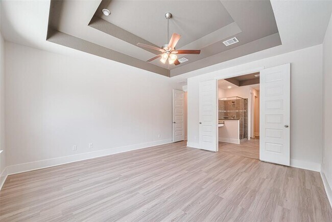 Building Photo - 23649 Silver Palm Trl