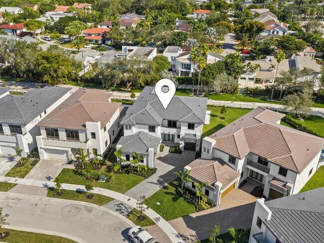 Building Photo - 19701 NE 16th Pl