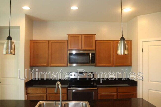 Building Photo - 23761 W Watkins St