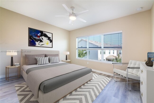 Building Photo - 925 Banyan Dr