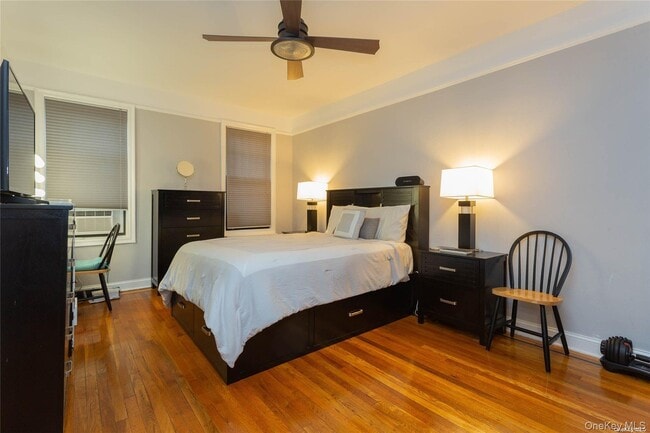 Building Photo - 167-10 Crocheron Ave