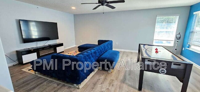 Building Photo - 12535 Dallington Terrace