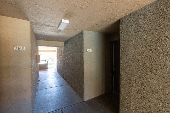 Building Photo - Second story unit overlooking pool in luxu...