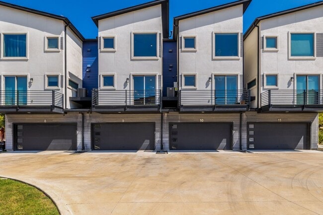 Building Photo - 1417 Kramer Ln