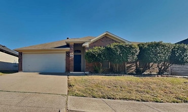 Building Photo - 344 McMurtry Dr