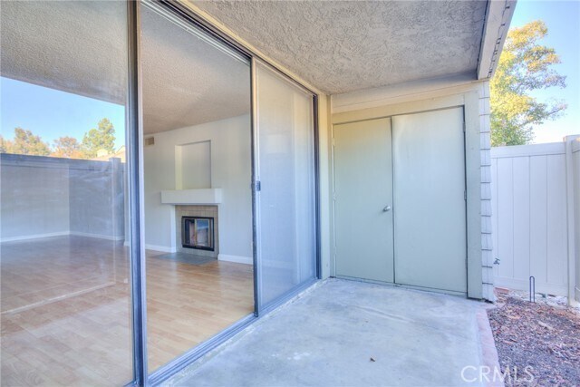 Building Photo - 3 Carriage Way