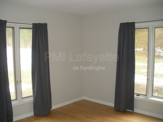 Building Photo - 2547 Nottingham Pl