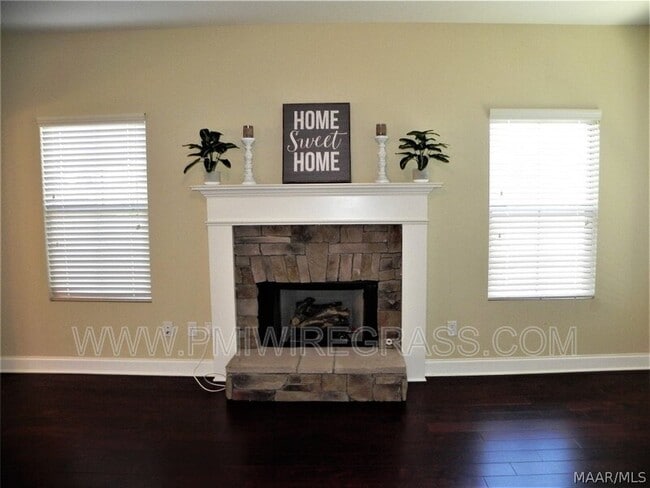 Building Photo - 87 Freedom Heights