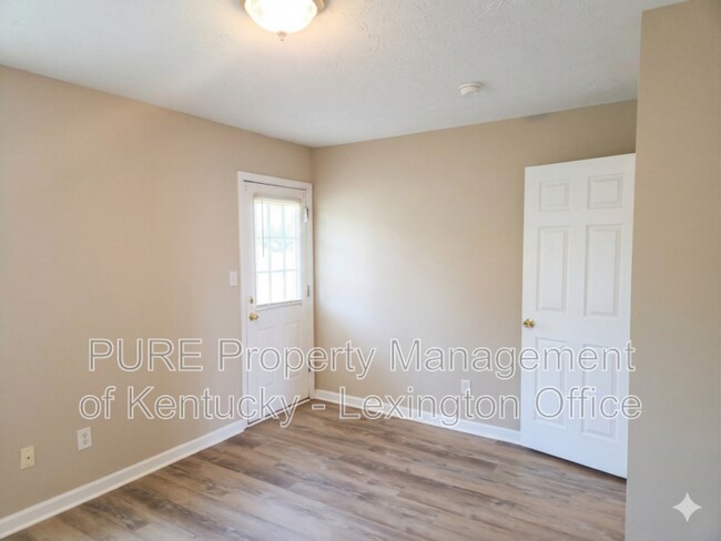 Building Photo - 124 Grinder Ct