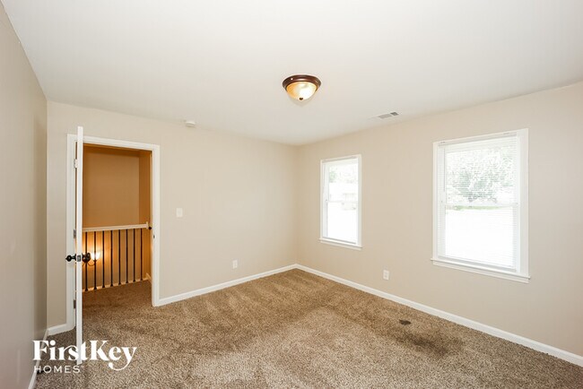 Building Photo - 2513 Whisper Trail
