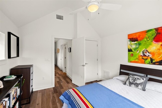 Building Photo - 3109 Aldwyche Dr