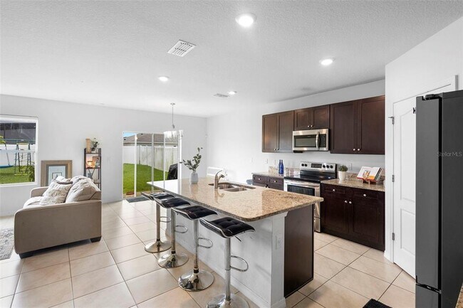 Building Photo - 5125 Fiddlewood Way