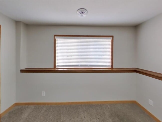 Building Photo - 6393 Wildwood Way