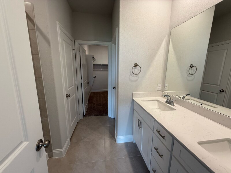 Building Photo - 1009 Tartane Dr