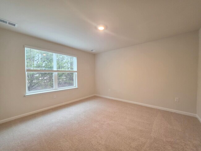 Building Photo - 1105 Albritton Ln