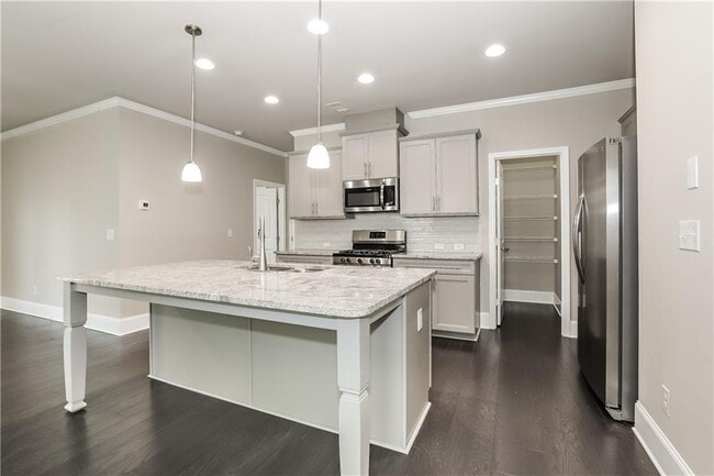 Building Photo - 6610 Trailblazer Rd