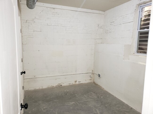 Building Photo - 124 Trenton St