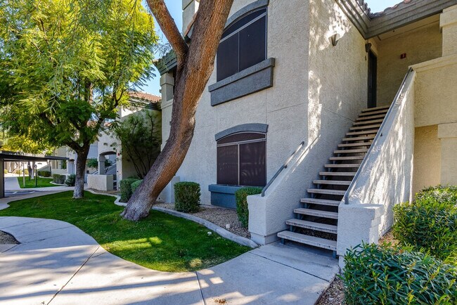 Building Photo - 14777 N Apartment