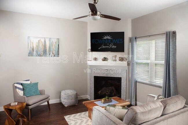 Building Photo - 115 Valor Dr