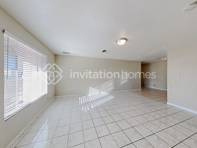 Building Photo - 4601 N 50th Ave