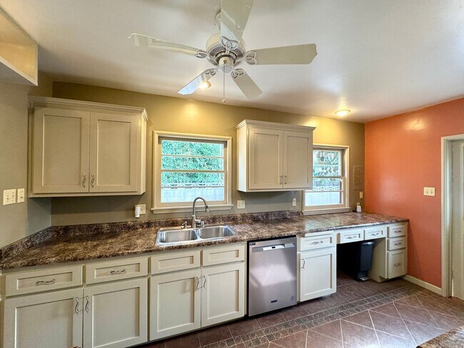 Building Photo - A Hidden Gem in the Heart of Claremont Village