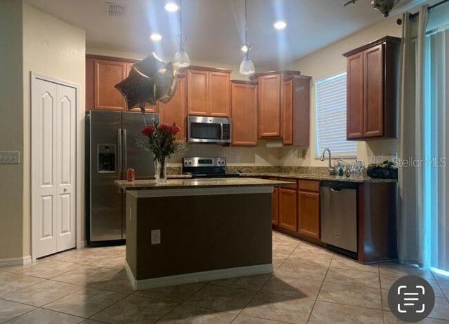 Building Photo - 6460 Sedgeford Dr