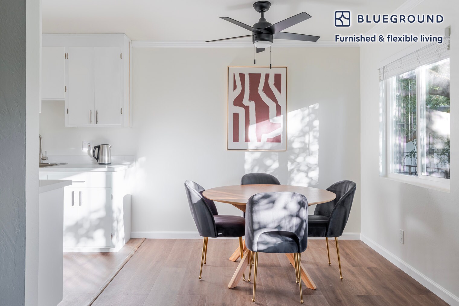 Building Photo - 245 Bush St