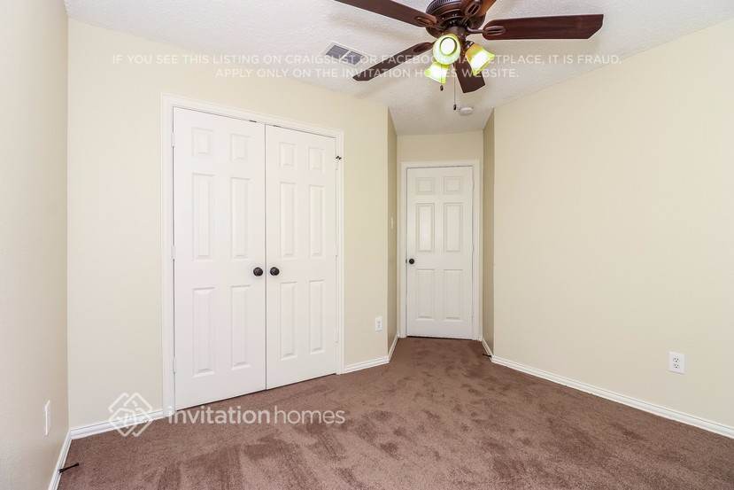 Building Photo - 1044 Waterview Dr