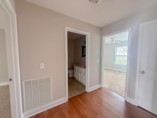 Building Photo - Pet-Friendly One-Level Home with Fenced Yard, Garage & Stainless Steel Appliances