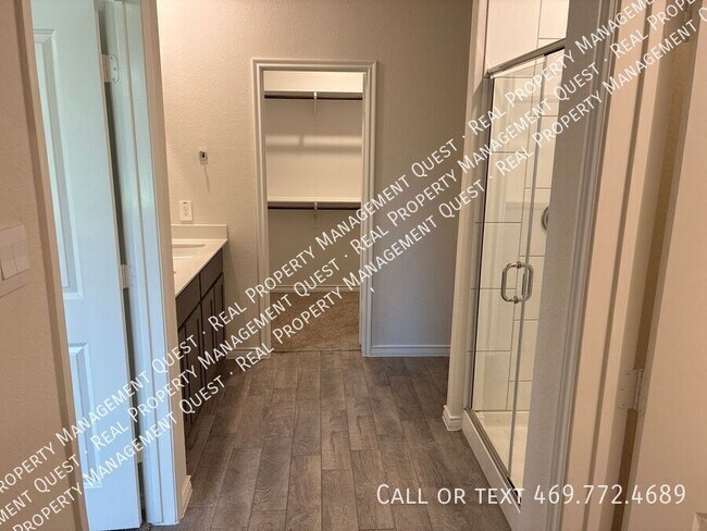 Building Photo - 8164 Trudy Ln