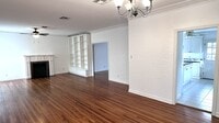 Building Photo - 213 Doddridge St