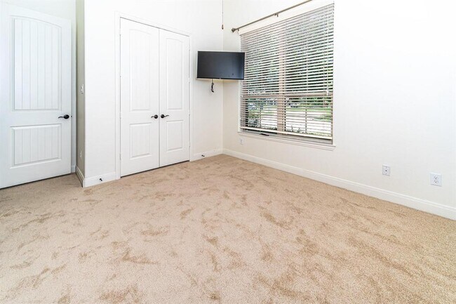 Building Photo - 20410 Lemon Blossom Cir