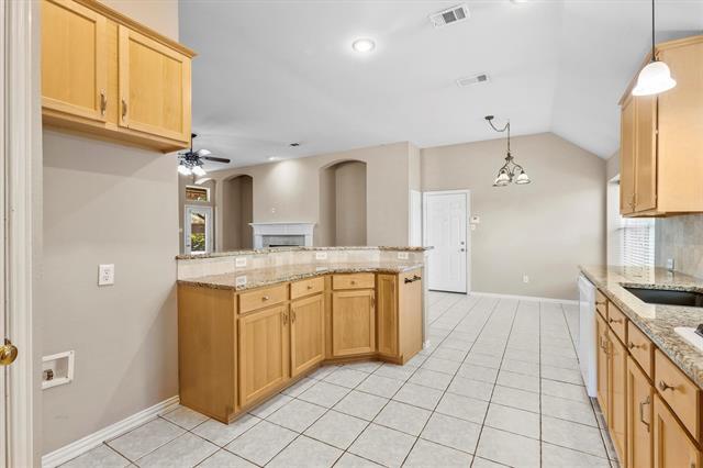 Building Photo - 1597 Castle Pines Dr