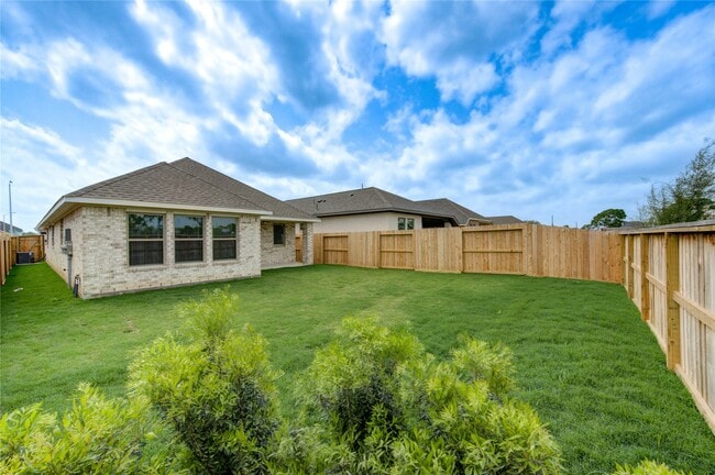 Building Photo - 203 Bright Vly Wy