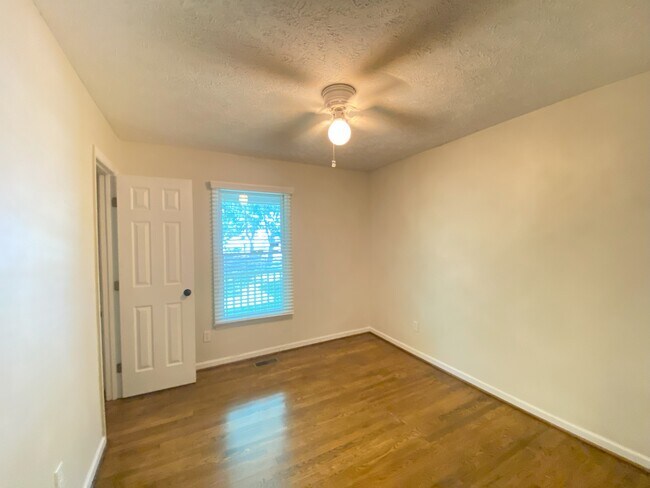 Building Photo - 58 Bermuda Trail