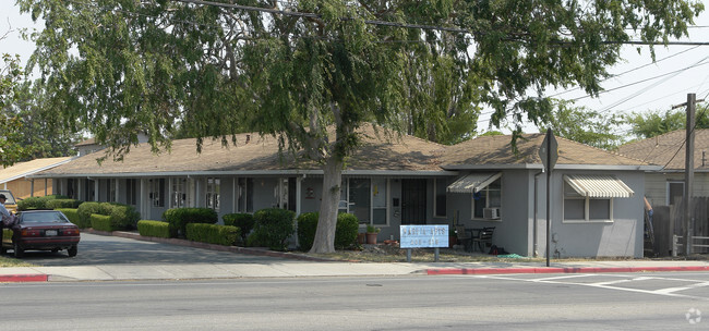 Primary Photo - Marina Apartments