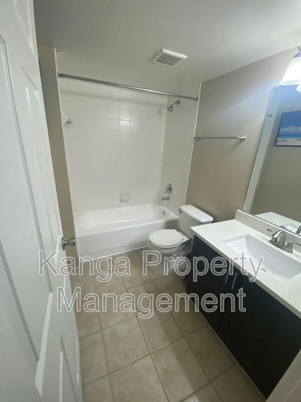 Building Photo - 4159 N Haverhill Rd