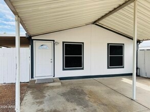 Building Photo - 18001 N 19th St