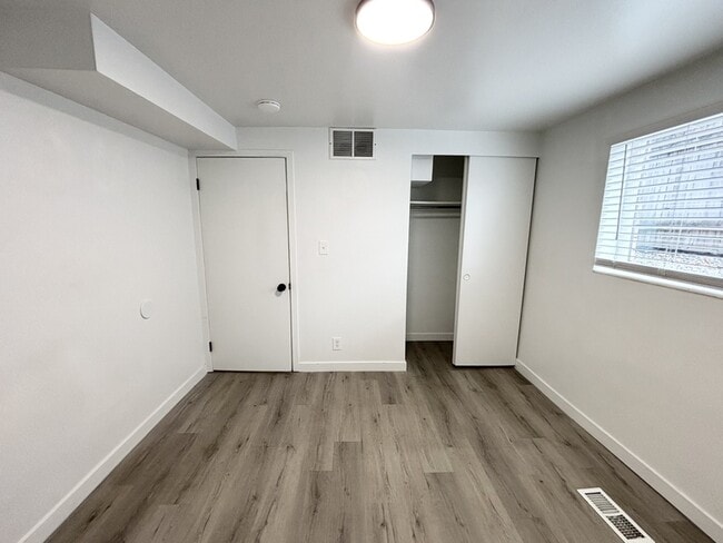 Building Photo - 1403 S 300 E