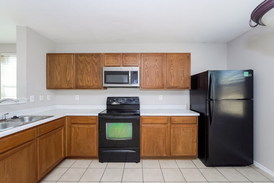 Building Photo - 3969 Irish Setter Dr