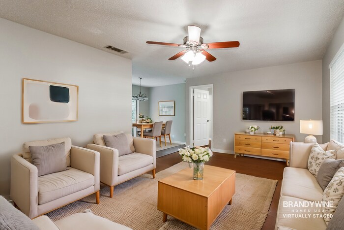 Building Photo - 215 Shore Rd