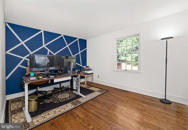 Building Photo - 253 Peoples Way