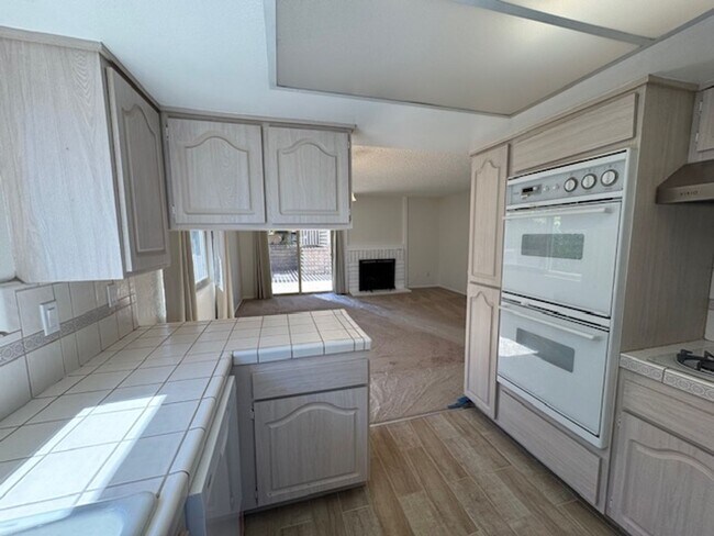 Building Photo - Newly Renovated 4 Bedroom 3 Bath Home with...