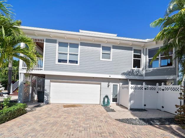 Building Photo - 17433 SE Indian Hills Dr