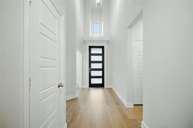 Building Photo - 4323 Hudson St
