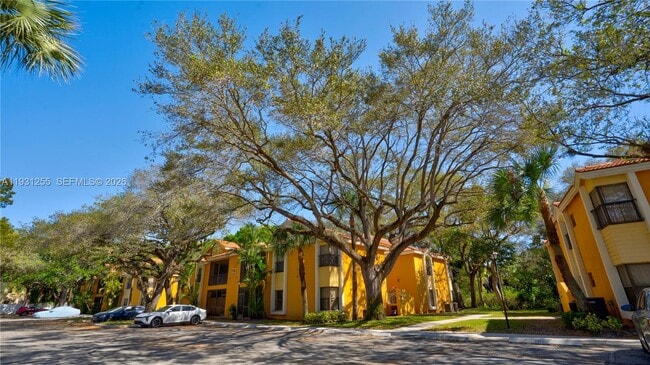 Building Photo - 3846 Coral Tree Cir