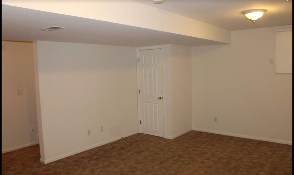 Finished basement - 3131 Goldeneye Pl