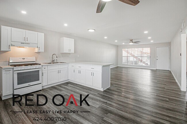 Building Photo - 615 Erie St