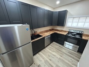 Building Photo - 316-318 W. Adams St.